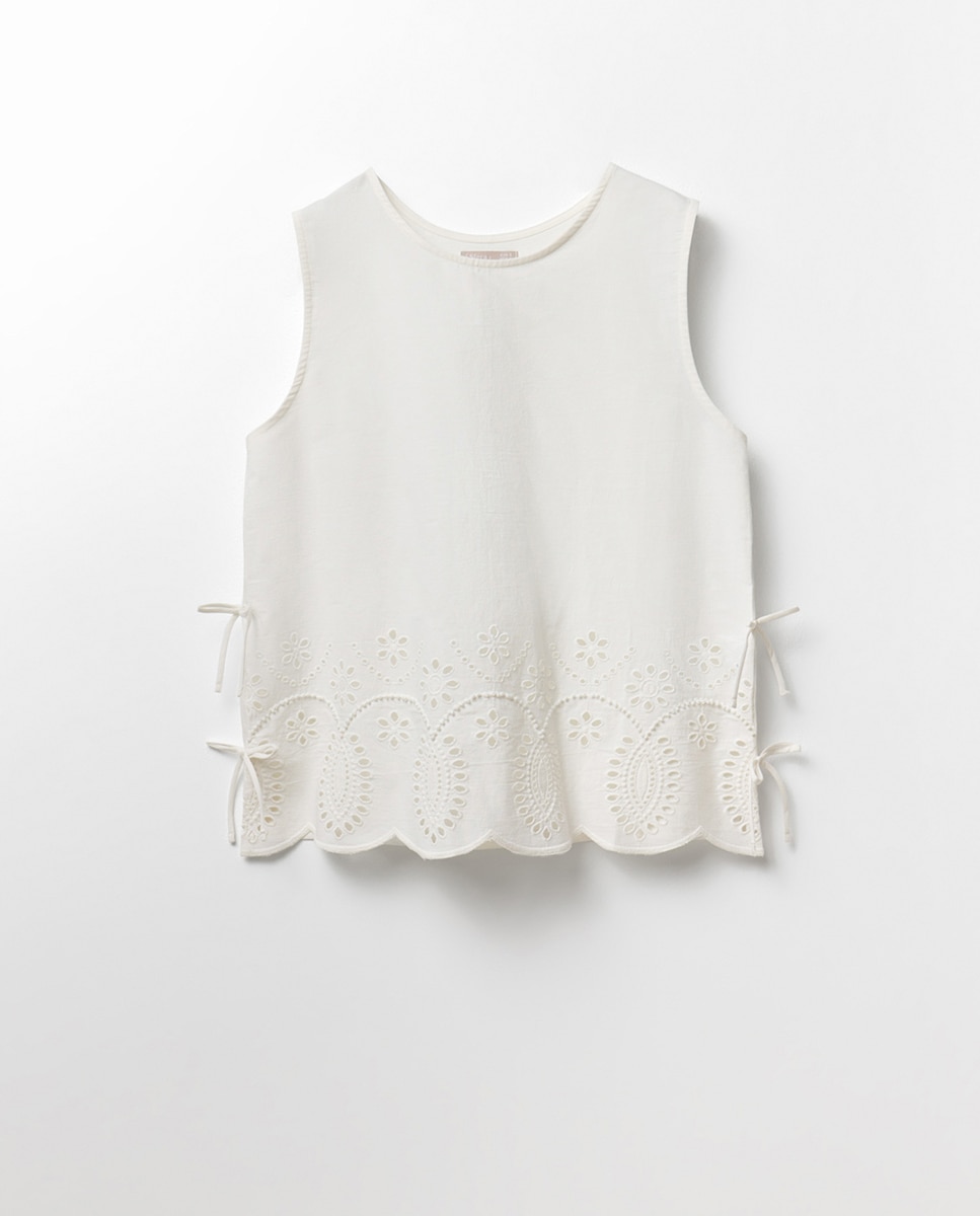 T-shirt com Bainha Bordada Branco-5