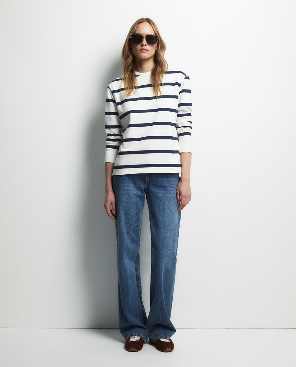 Sweatshirt Básica com Gola Azul-marinho-2