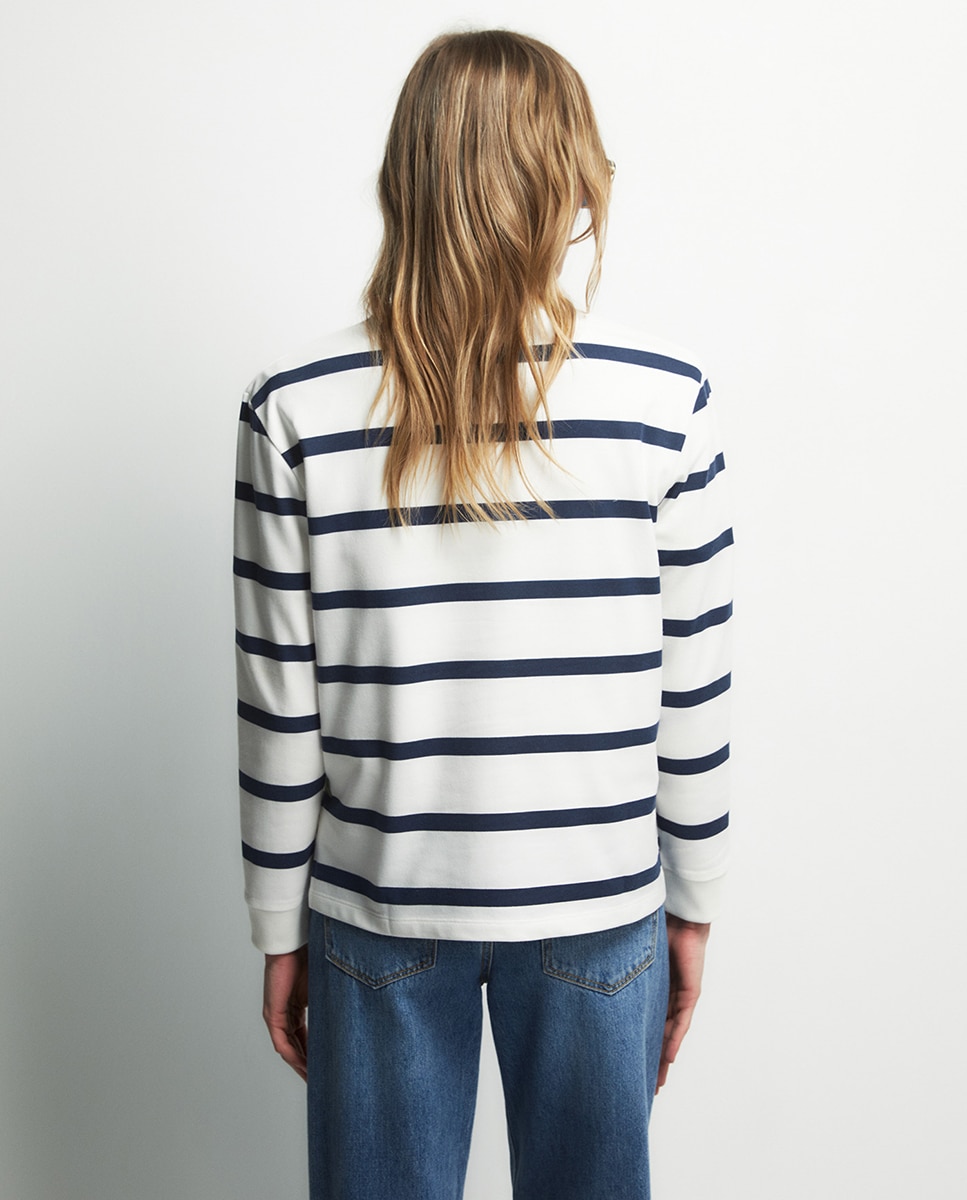 Sweatshirt Básica com Gola Azul-marinho-3
