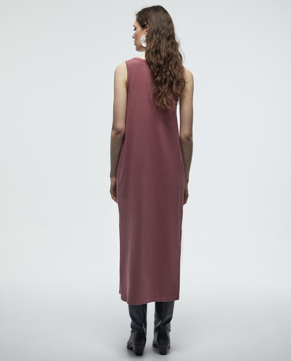 Vestido com Tachas Bordeaux-3