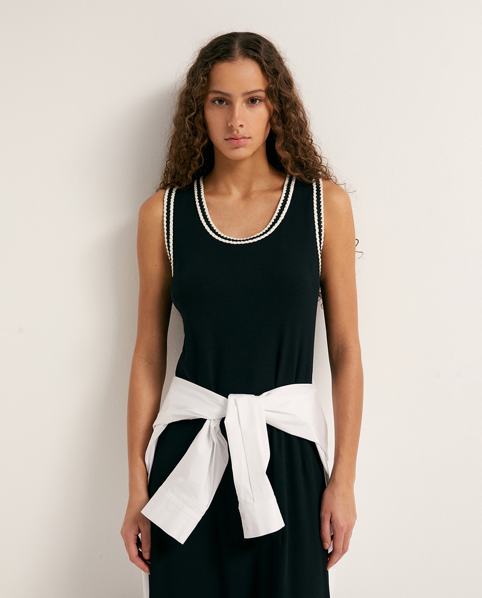 Vestido com Nervuras e Trança Preto-2