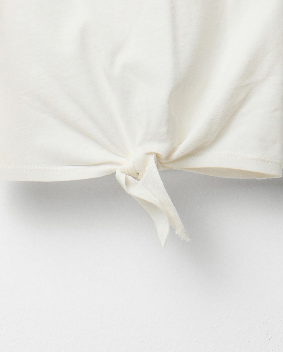 T-shirt com Nó e Estampado Branco-3