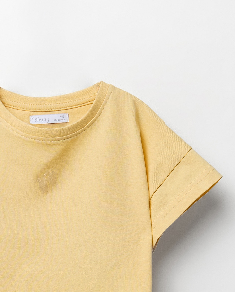 T-shirt com Costas Cruzadas Amarelo-3