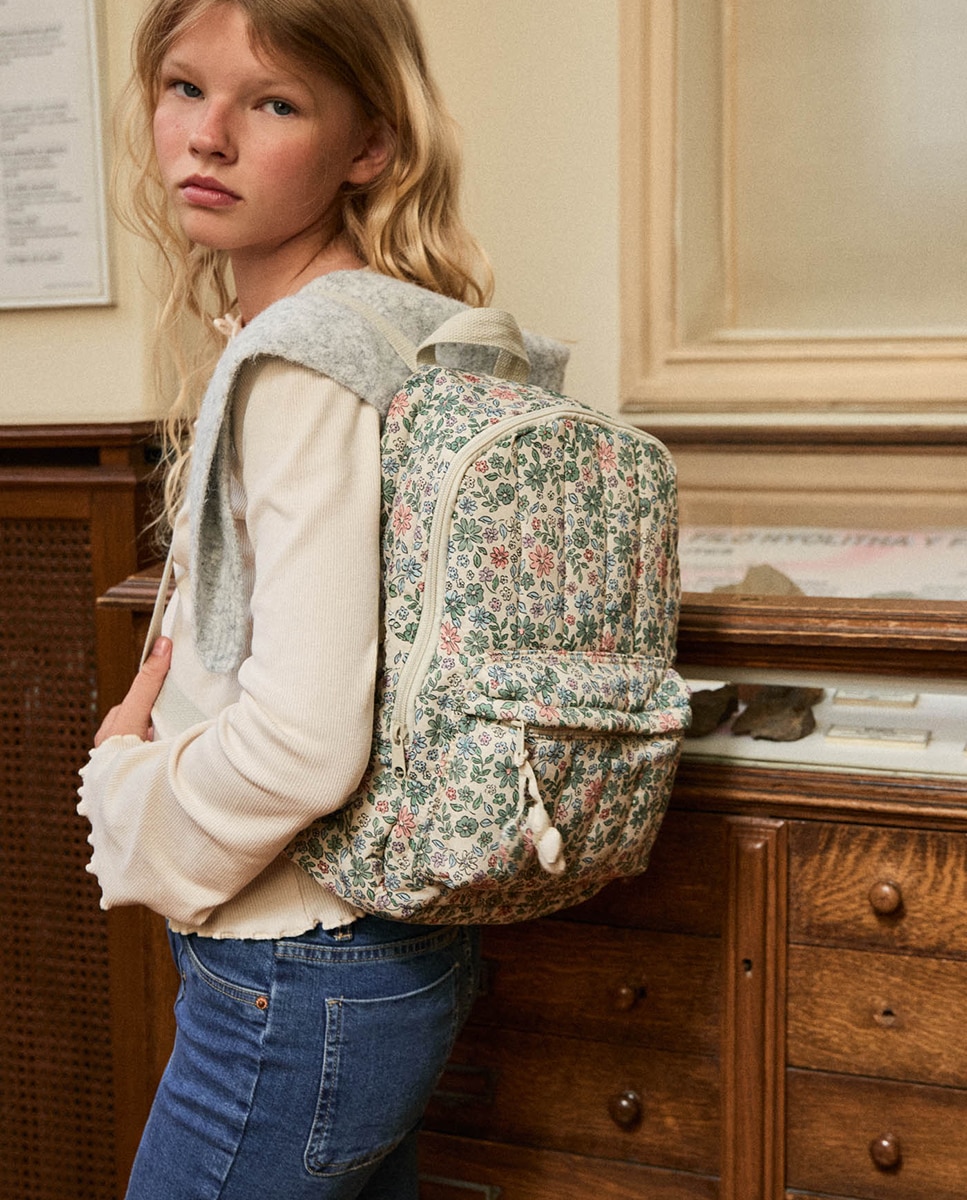 Mochila com Estampado Floral Multicolor-4
