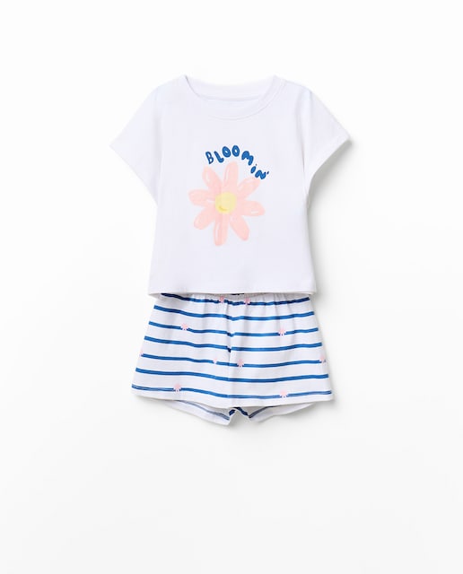 Imagen 0 de Conjunto short corazones y rayas