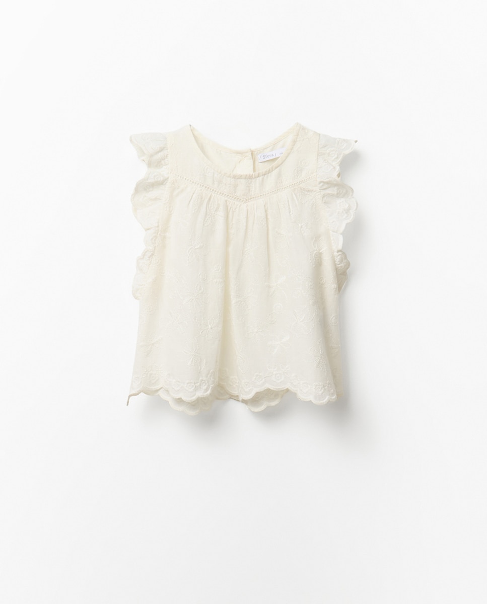 Imagem 0 de Blusa em Tecido Bordado