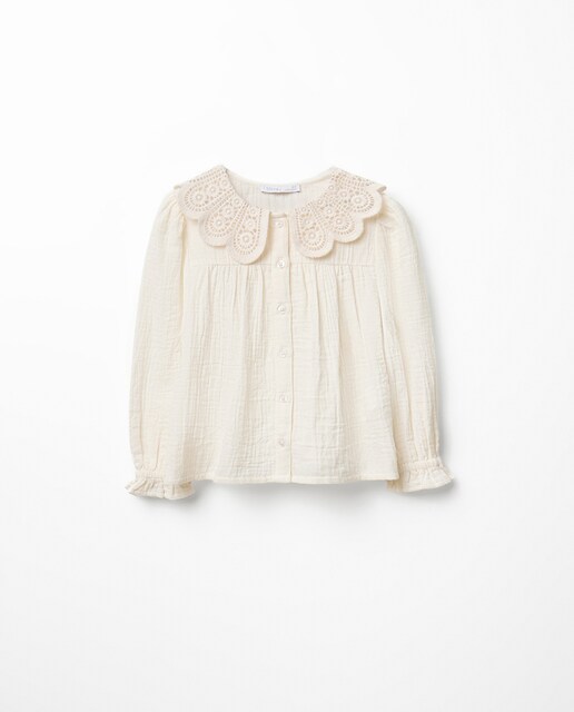 Imagen 0 de Blusa bambula cuello fantasía