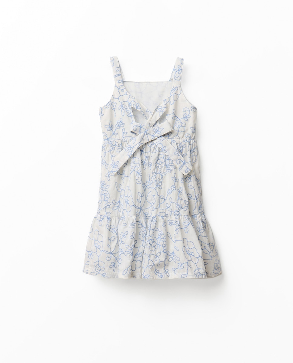Vestido bordado Sfera Cru-8