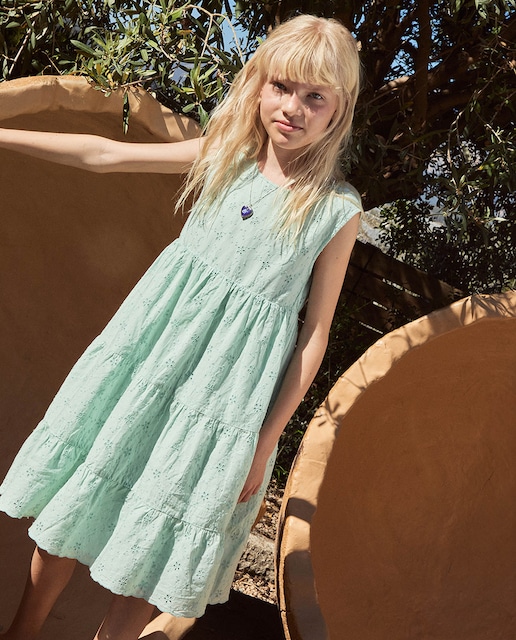 Imagen 0 de Vestido bordados