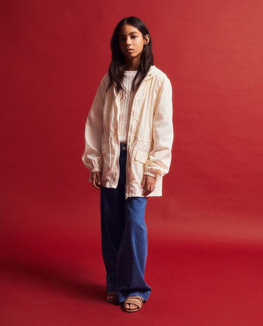 Imagen 0 de Deportiva capucha