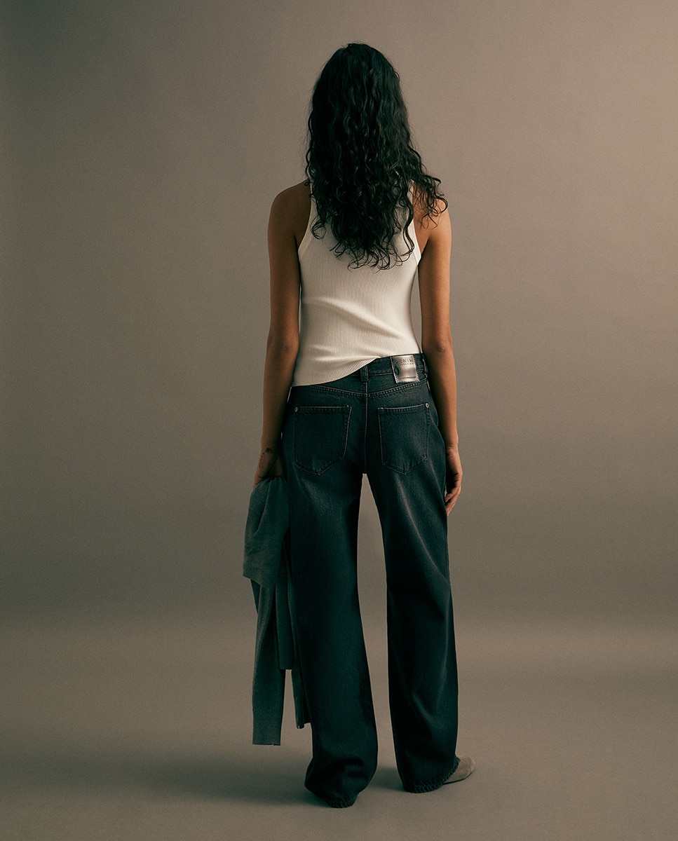 Jeans Straight com Cintura Média Cinzento-5