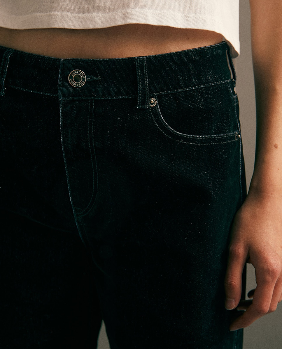 Jeans Straight Largas Preto Intenso-4