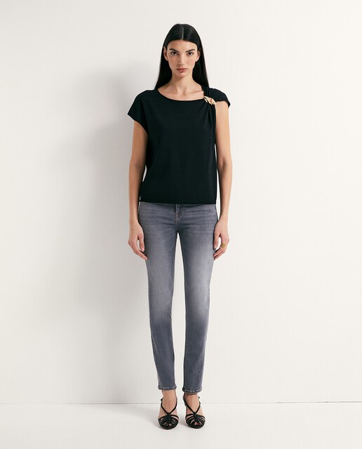 Imagem 0 de Jeans de Cintura Subida