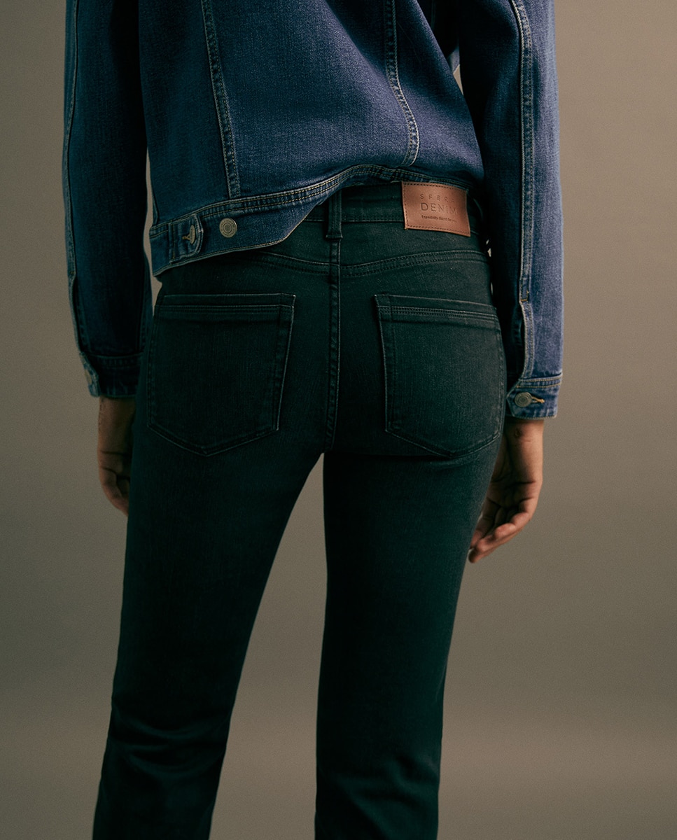 Jeans Straight Pencil Preto Intenso-6