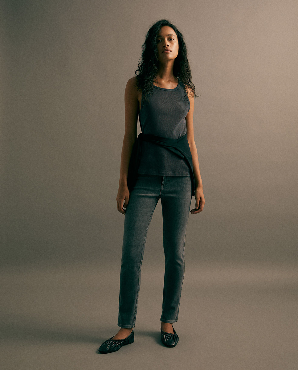 Imagem 0 de Jeans Skinny com Cintura Subida