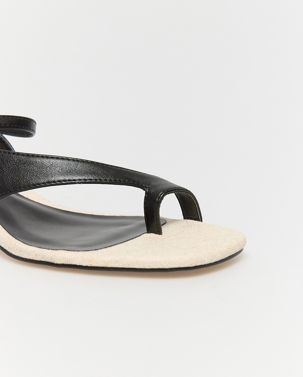 Sandálias Woman de Dedo Preto-4