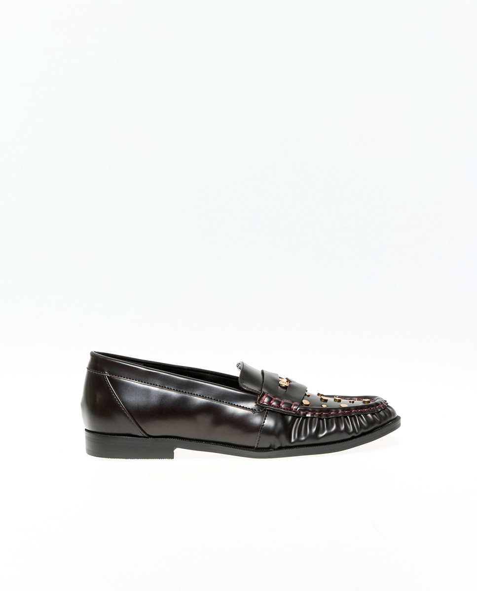 Imagen 0 de Mocasín tachas Chocolate