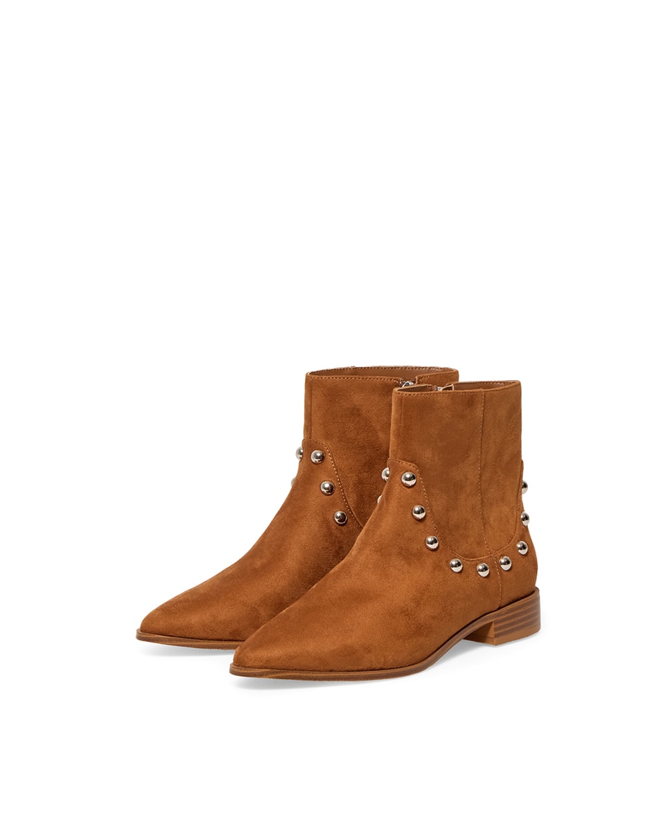 Botins Rasos com Macrotachas Camel-3