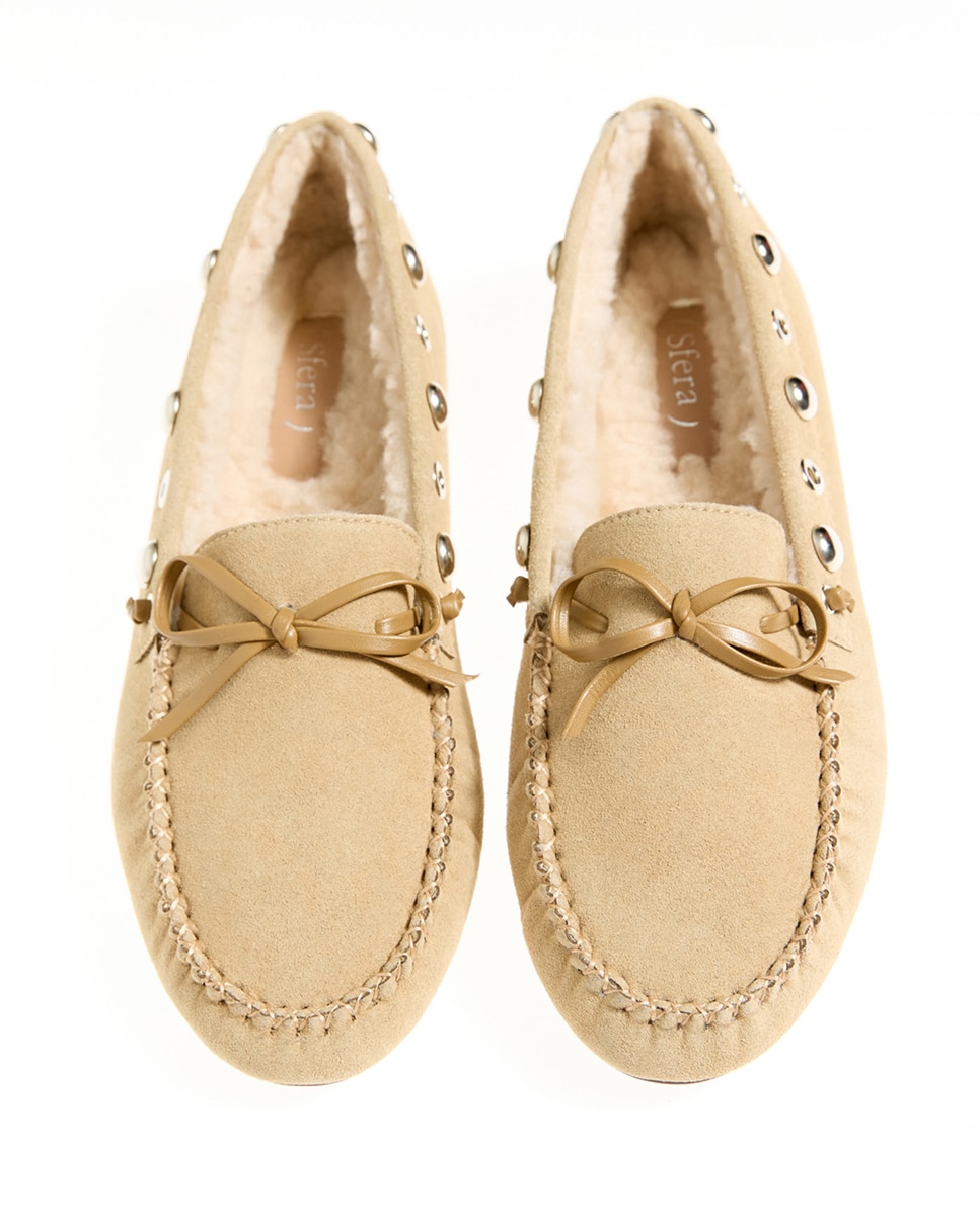 Mocassins com Pelo de Borrego e Tachas 730 Camel-3