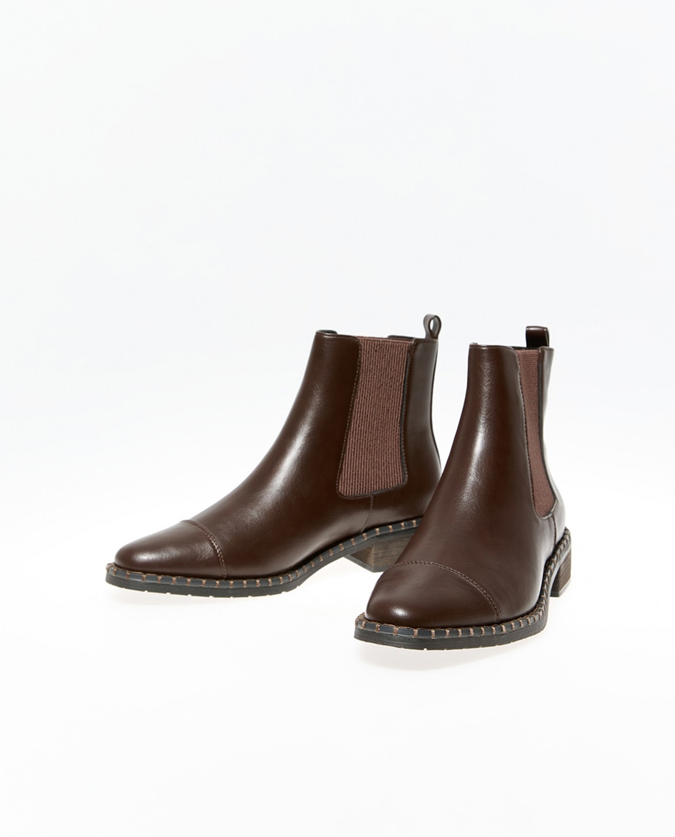 Botins Chelsea com Stitching Chocolate-3
