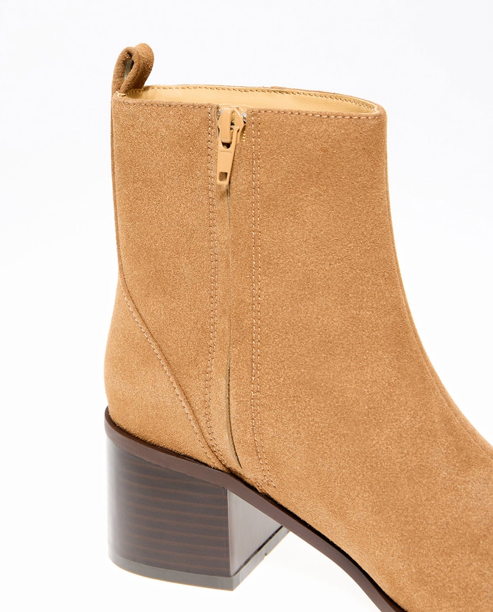 Botins Básicos de Salto Médio 730 Camel-4