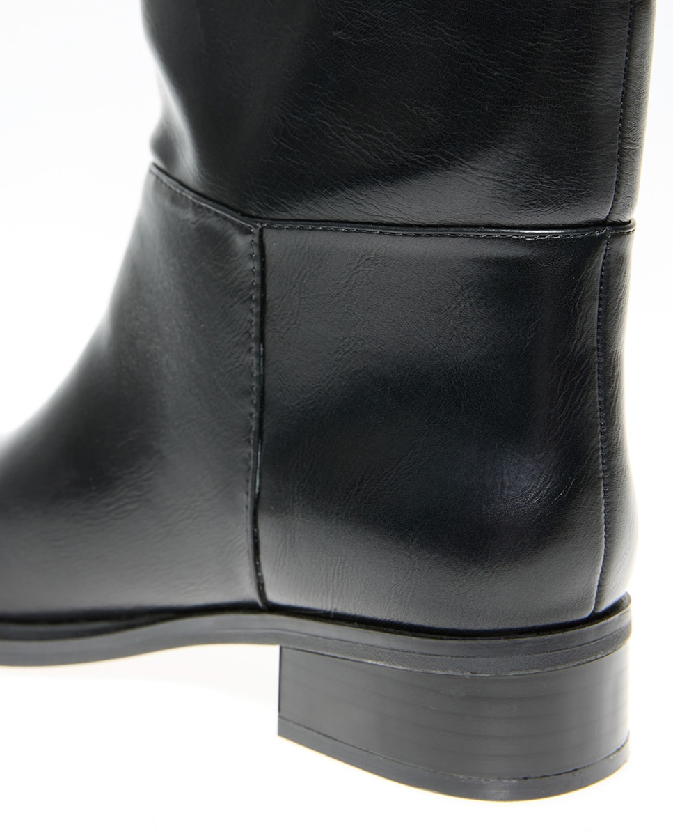Botas Rasas Básicas Preto-4