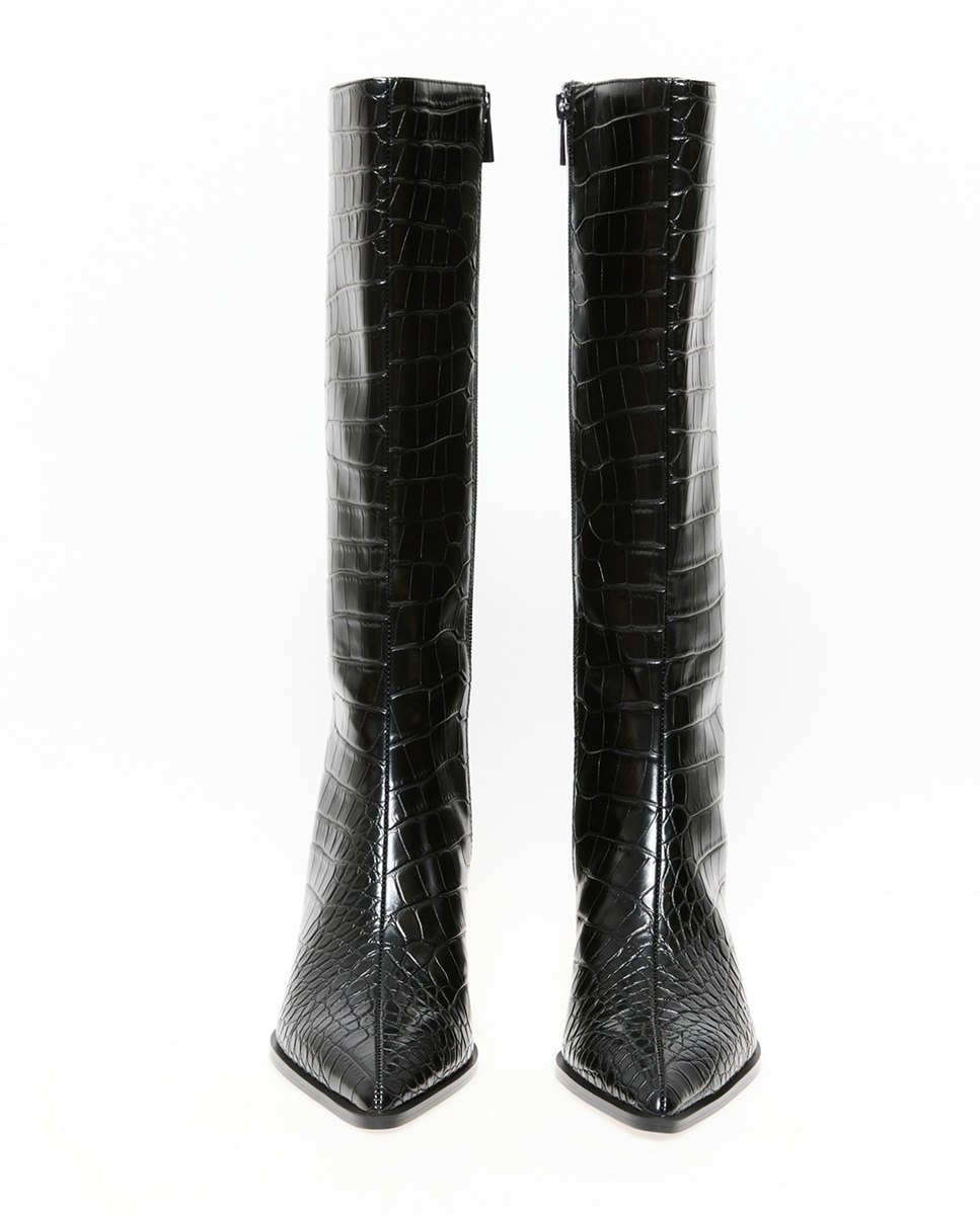 Botas com Biqueira Croco Preto-3