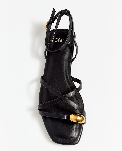 Imagen 0 de Sandalia metal dedo