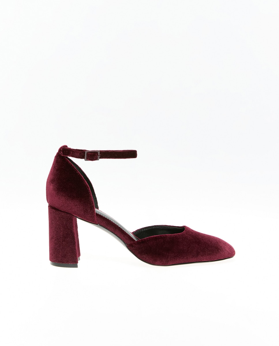 Imagem 0 de Sapatos de Salto com Pulseira de Veludo