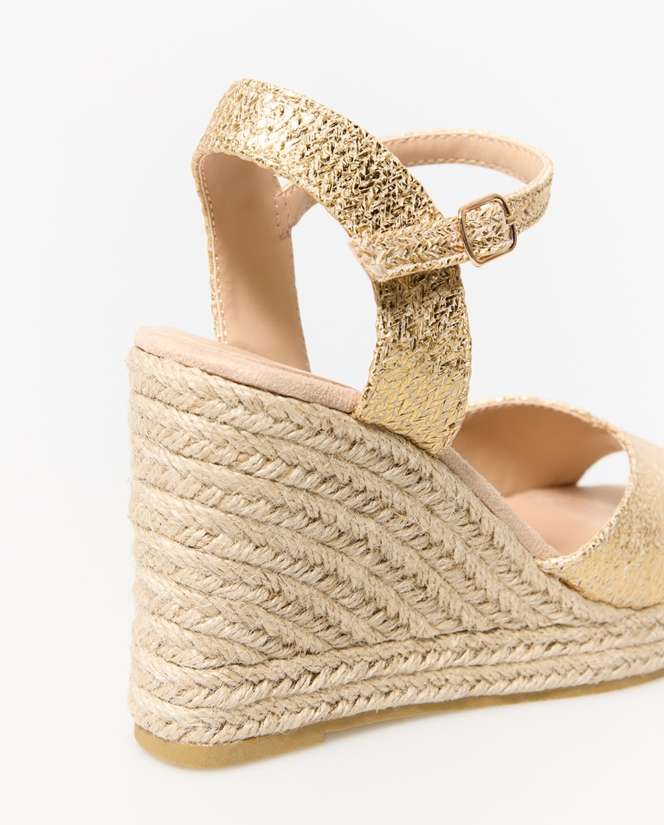 Alpercatas de Ráfia Metalizada Ouro-4