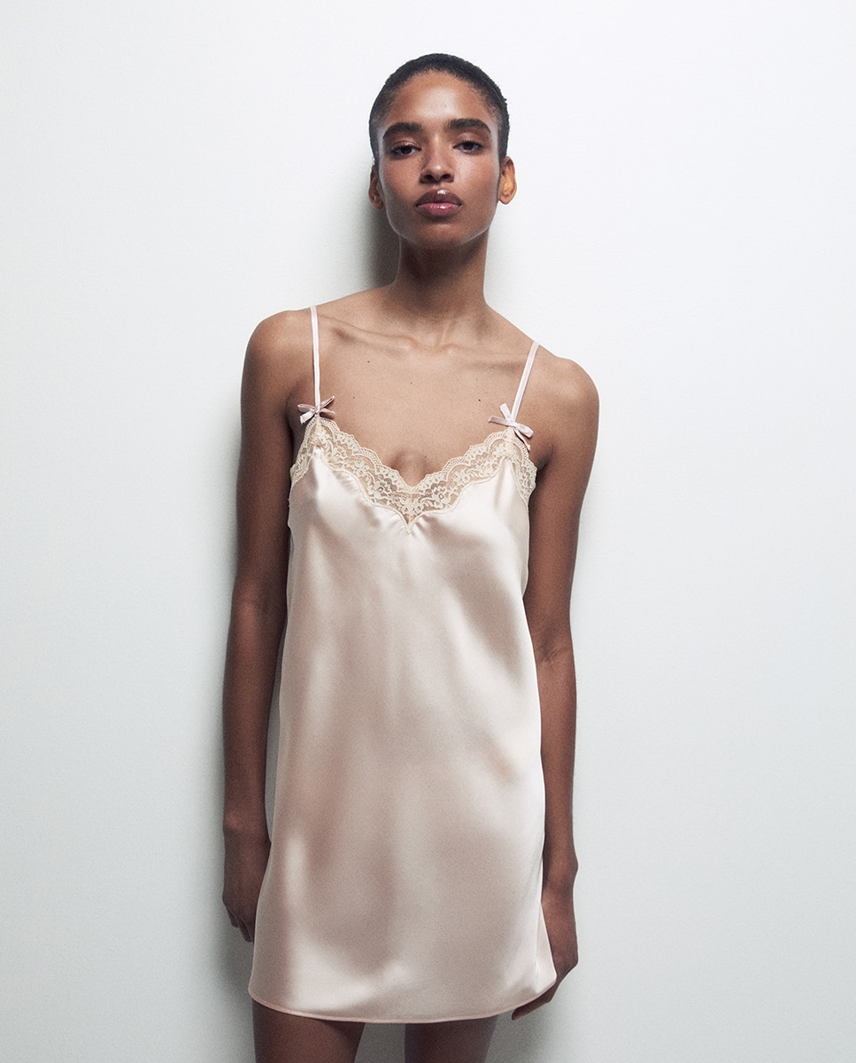 Camisa de Dormir Acetinada Rosa-pálido-2