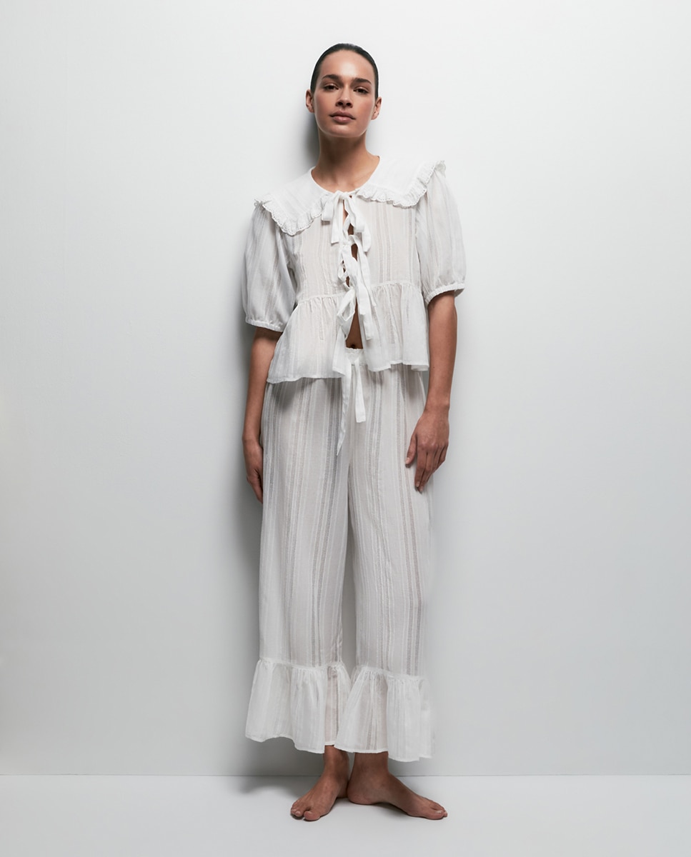 Imagem 0 de Pijama com Laços