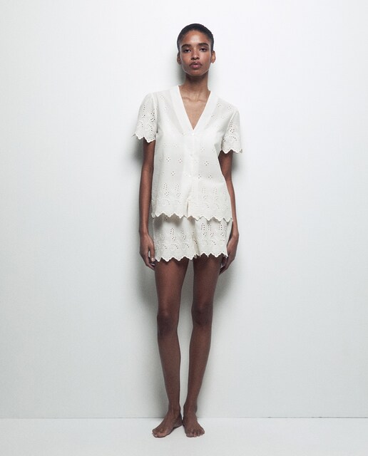 Imagen 0 de Pijama corto troquelado