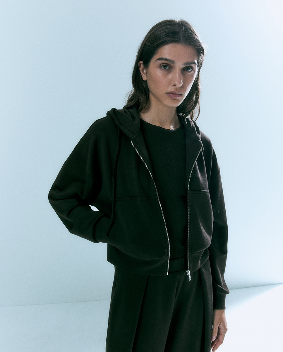 Sweatshirt com capuz Chocolate-4