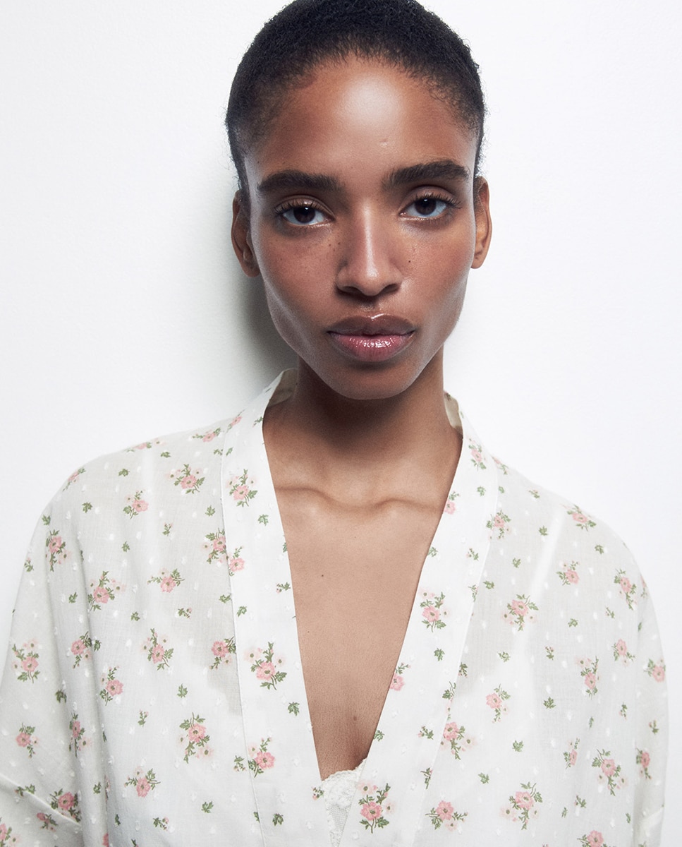 Robe com Florzinhas em Plumetti Cru-3
