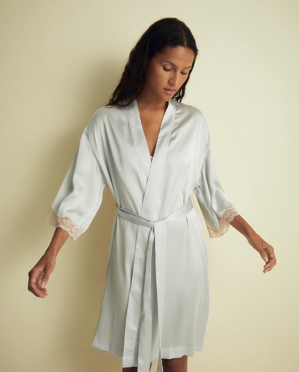 Robe Acetinado de Renda 820 Cinzento Médio-2
