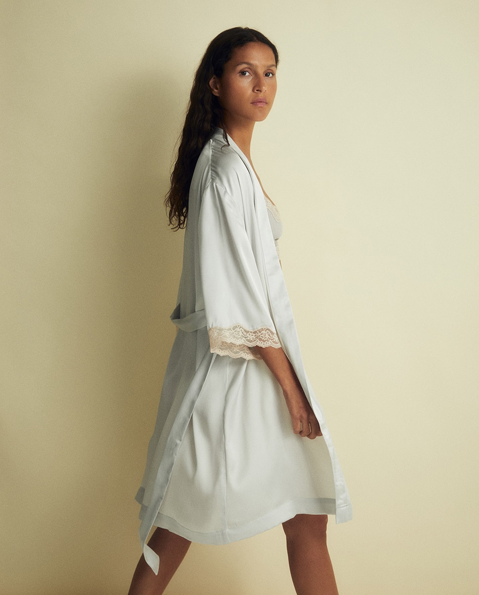 Robe Acetinado de Renda 820 Cinzento Médio-5