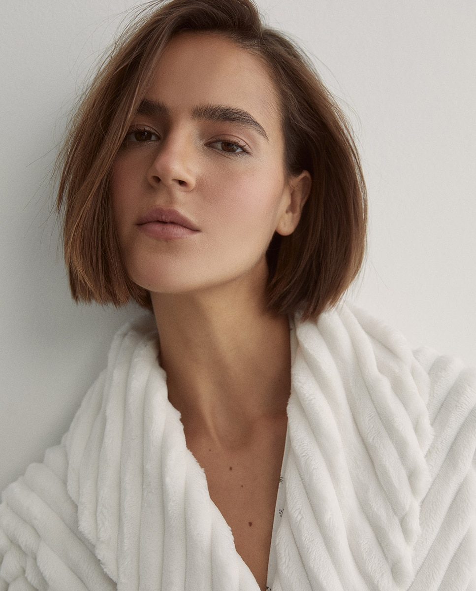 Robe Básico com Forro Polar e Textura 130 Marfim-3
