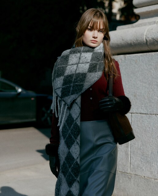 Imagen 0 de Echarpe rombos gris