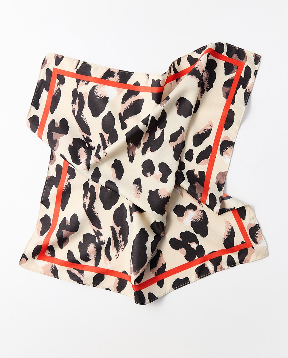 Conjunto de Bandana com Manchas Bege-4