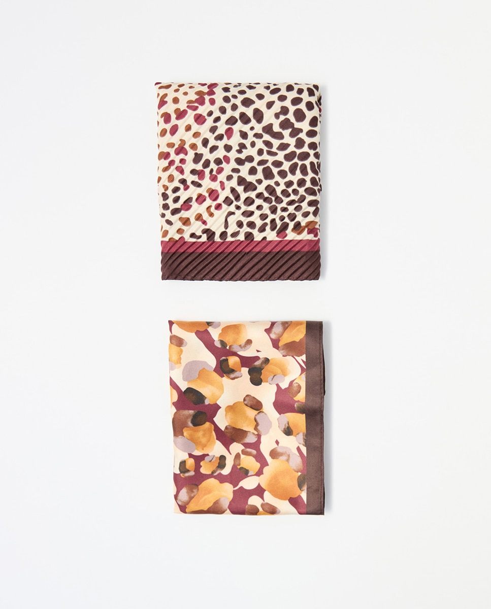 Imagen 0 de Set bandanas animal print Burdeos