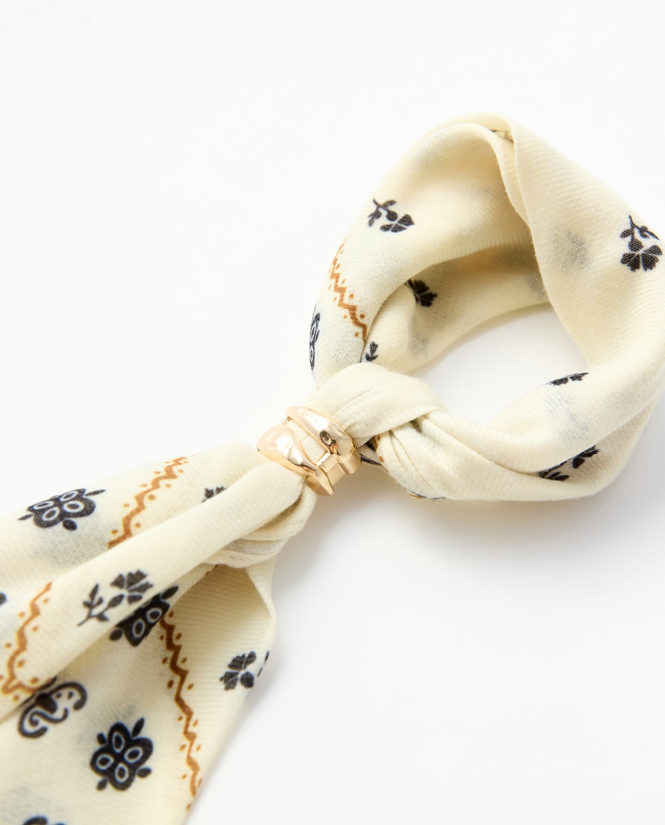 Conjunto de Bandanas Bordadas 520 Caqui-2