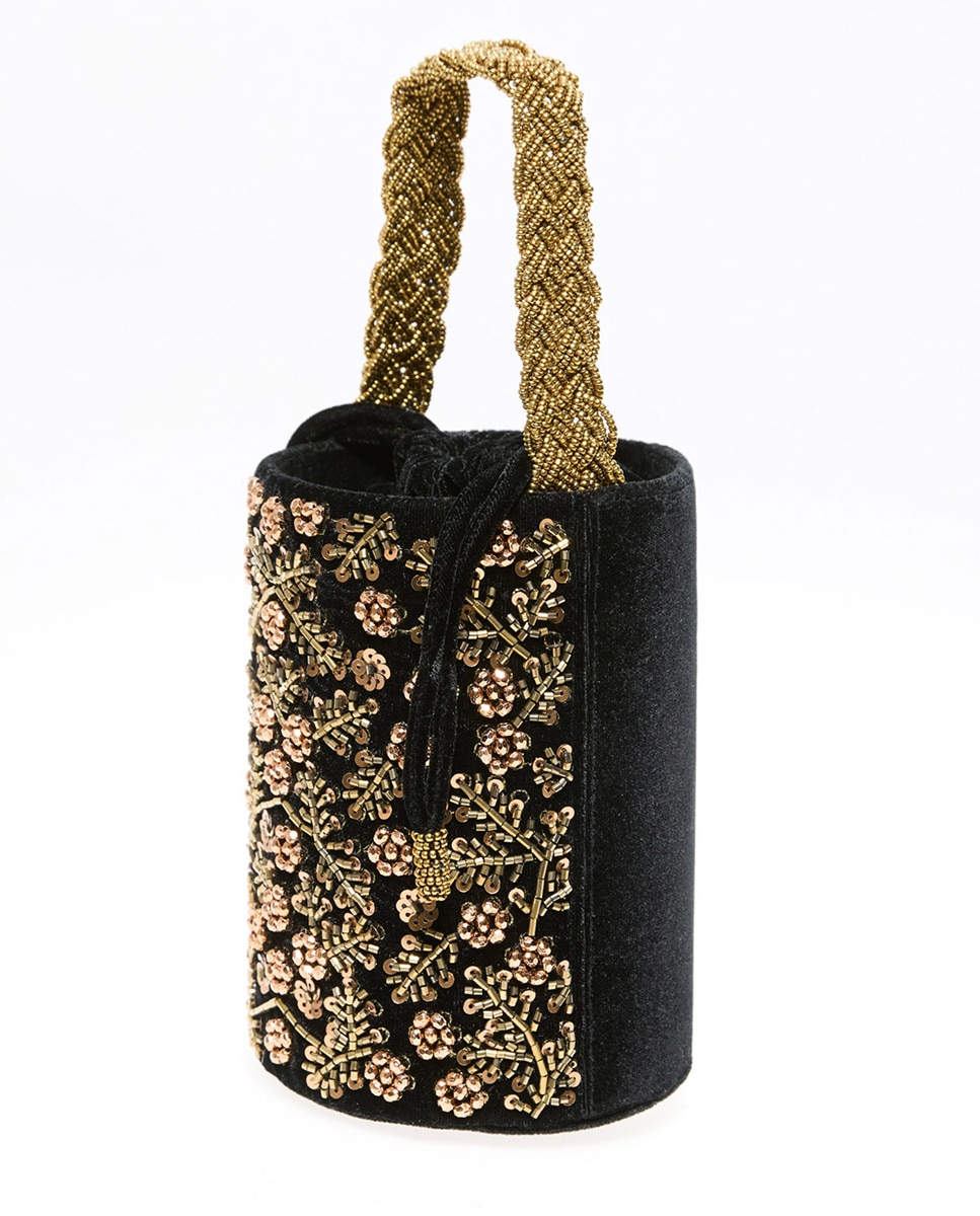 Mala Bucket com Missangas e Flores Preto-3
