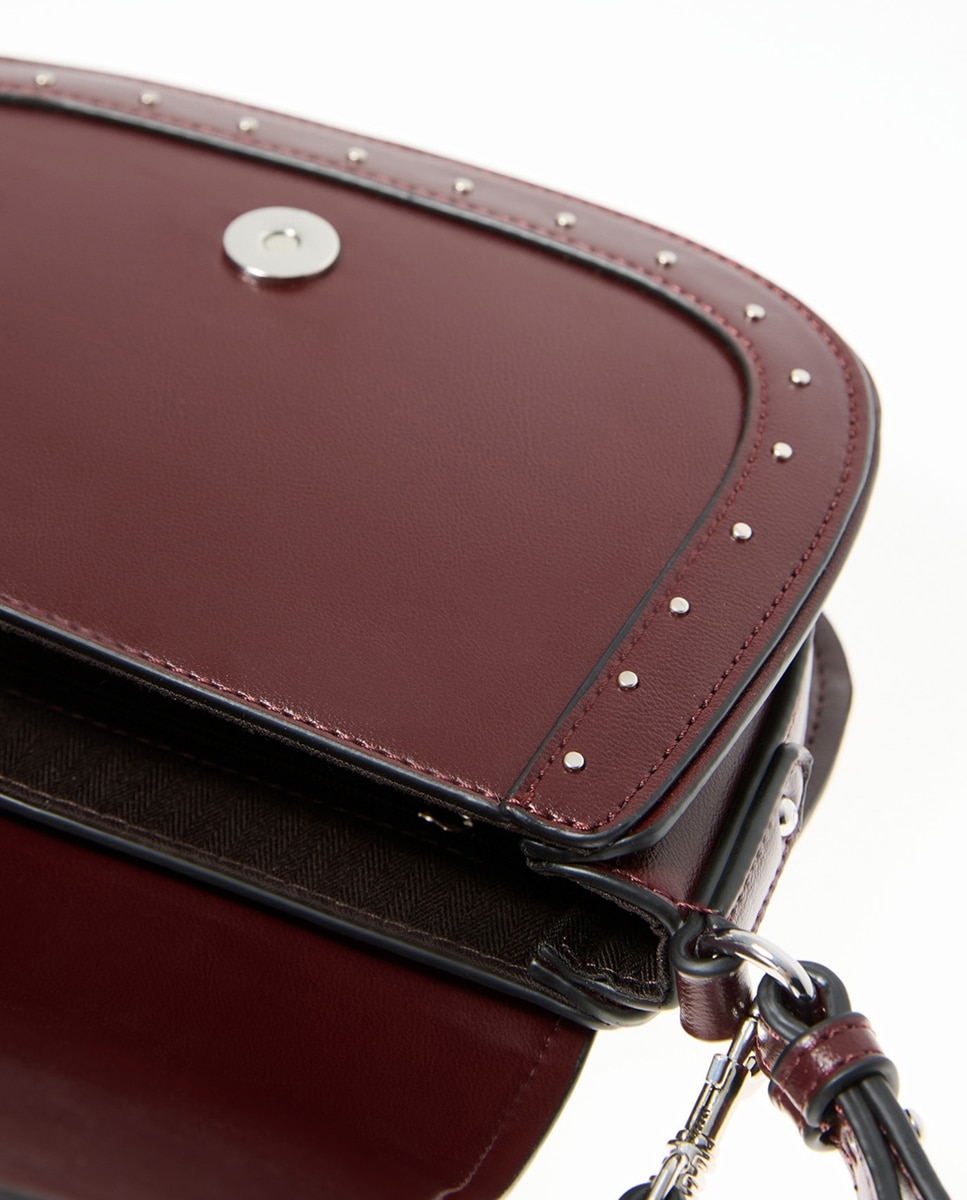 Mala a Tiracolo com Detalhe de Tachas Bordeaux-5