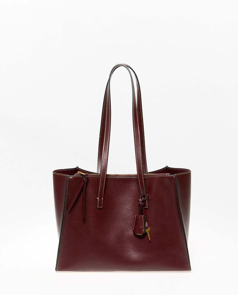 Imagen 0 de Bolso detalle candado