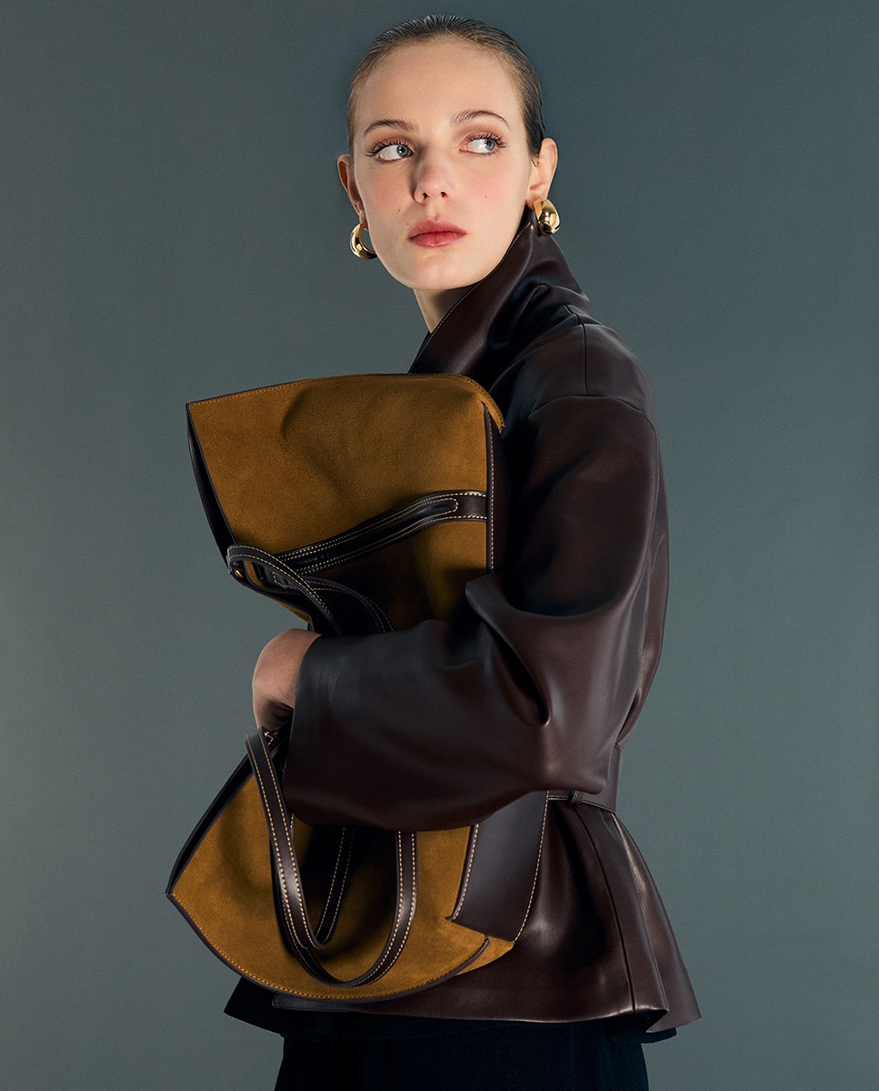 Mala Shopper em Pele com Tiras Caqui-2