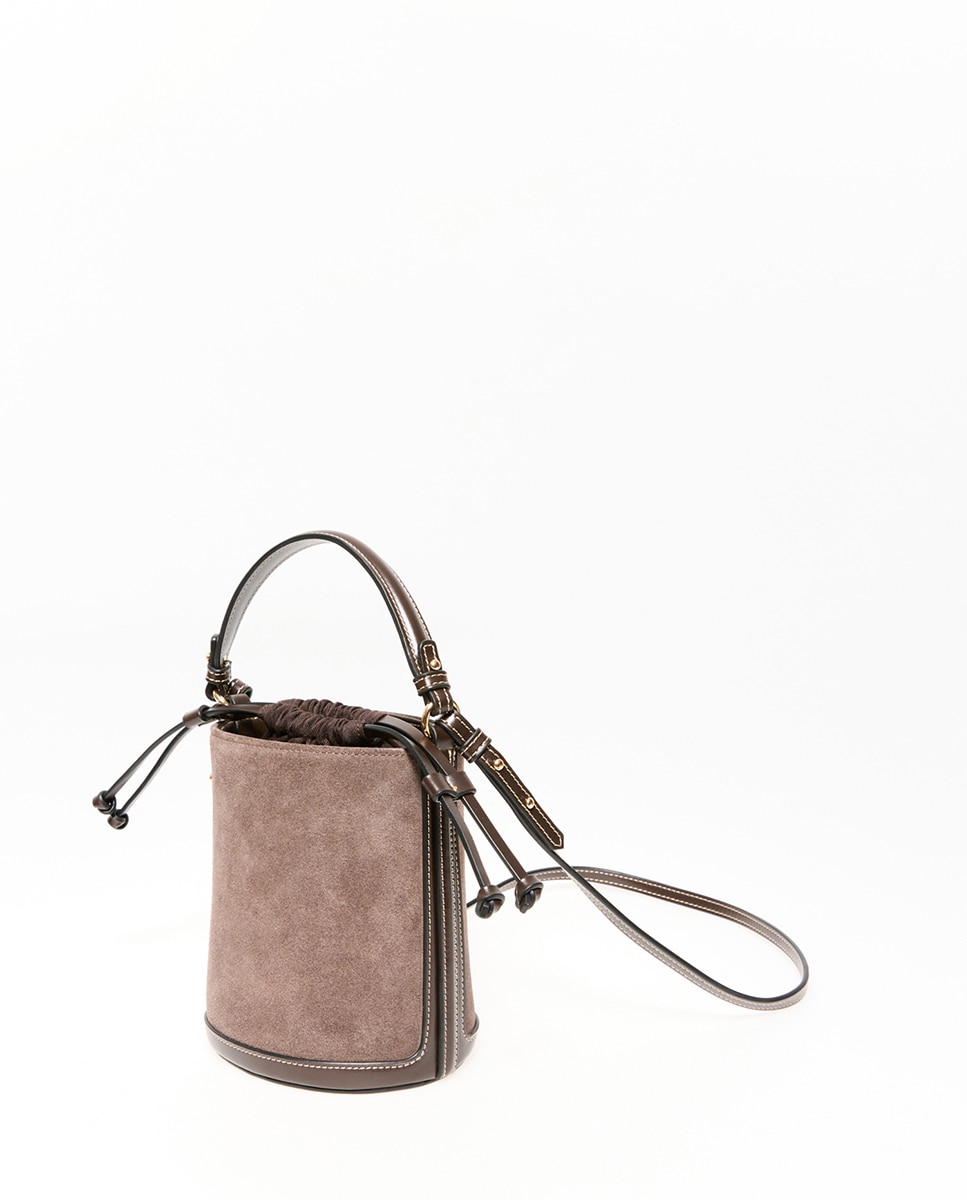 Mala Bucket em Pele com Fecho Vison Claro-3