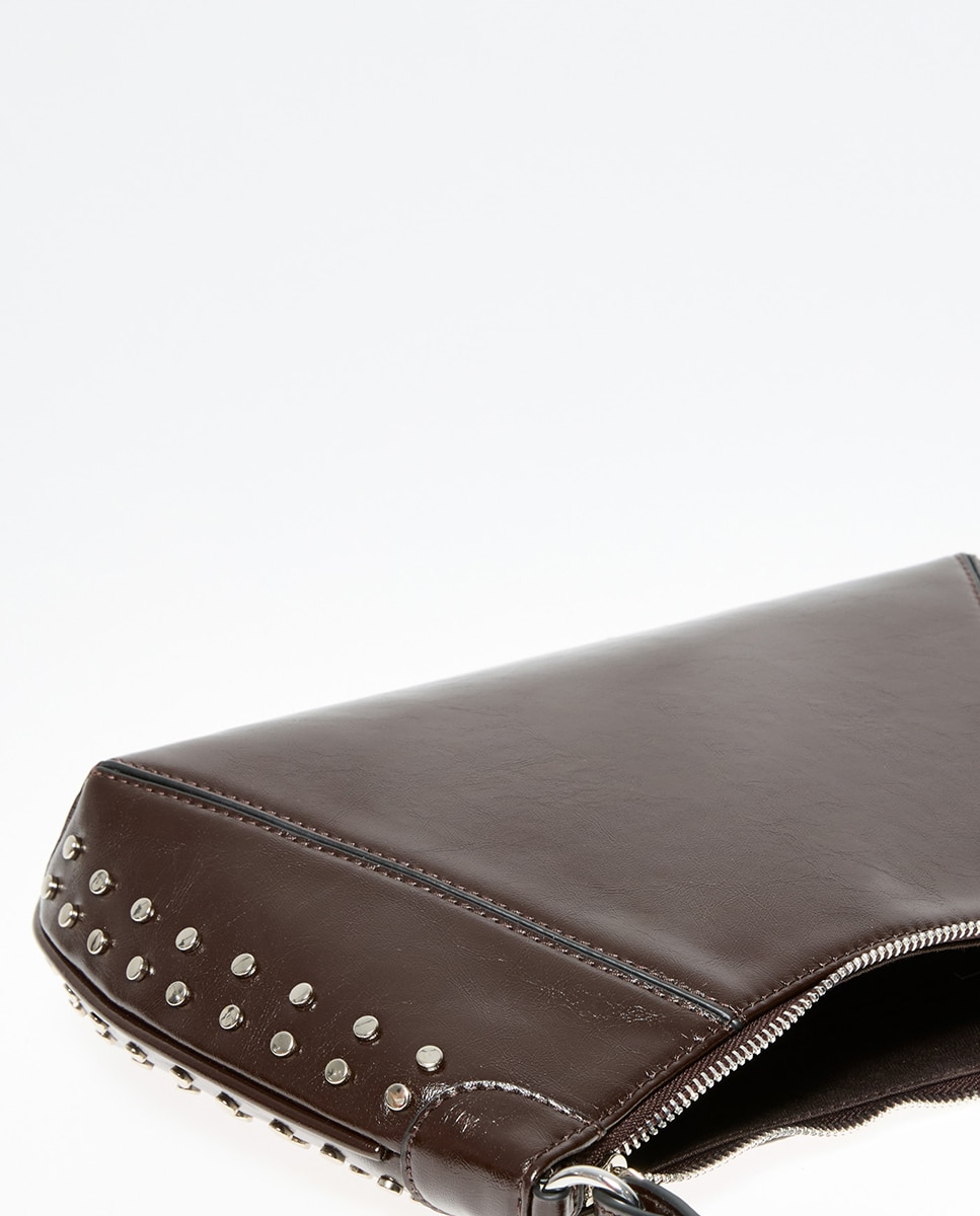 Mala com Tachas e Detalhe de Pinças Chocolate-4