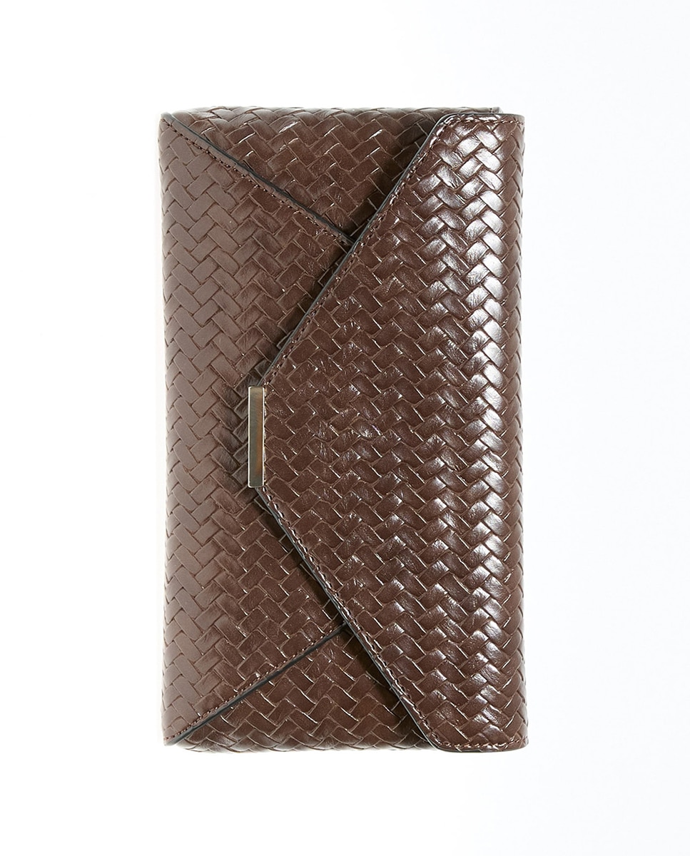 Imagem 0 de Mala Clutch Entrançada com Aba