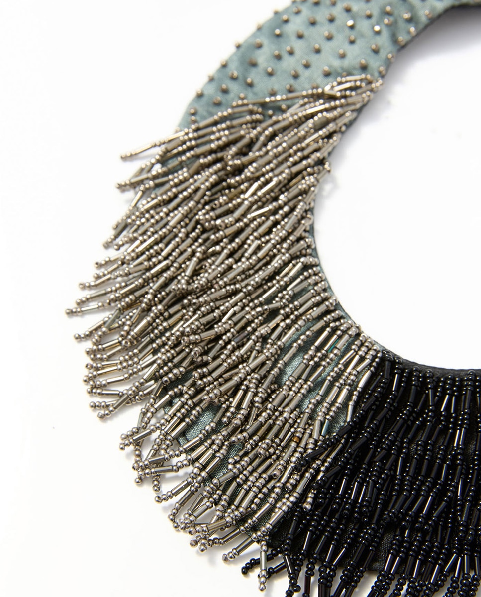 Gargantilha com Contas Preto-2